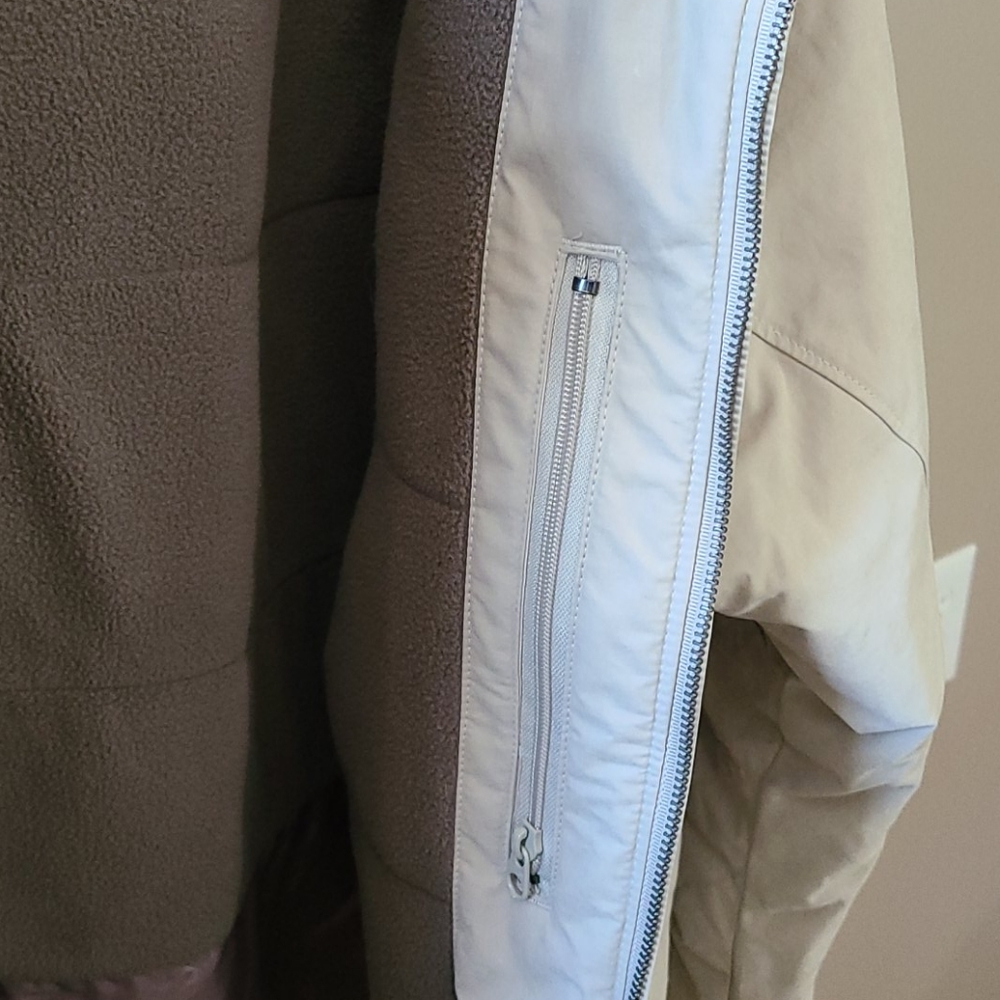 Columbia Performance Jacket, Size Medium - image 8